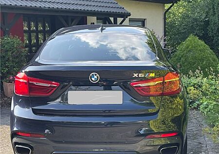 BMW X6 xDrive50i -