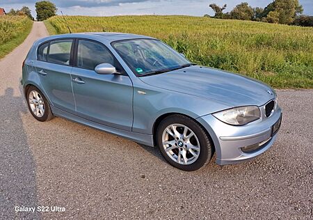 BMW 118i *Tüv Neu*Klima*2.Hand*PDC*Schiebedach*