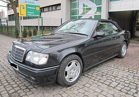 Mercedes-Benz E 220 Cabrio top gepflegt, unfallfrei, Original