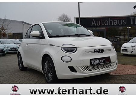 Fiat 500E Icon Apple CarPlay Android Auto Allwetterr