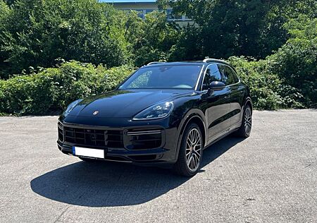 Porsche Cayenne Turbo 4.0 V8