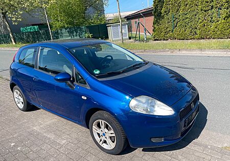 Fiat Punto 1.4 Scheckheft TÜV 08/2026