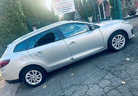 Renault Megane gebraucht kaufen Renault Megane III Grandtour Limited1.2Ltr/132ps/107Tkm