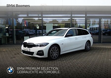 BMW 330 e xDrive Touring M Sport Pano Laserlicht HUD