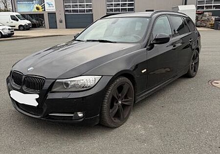 BMW 330d Touring - Bi-Xenon | Vollleder | Tempomat