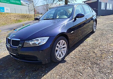 BMW 320i 320 Baureihe 3 Lim.