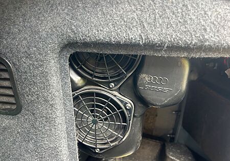 Audi A4 2.4 V6