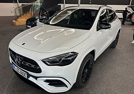 Mercedes-Benz GLA 250 e AMG Line Edition KAMERA+LED+CARPLAY