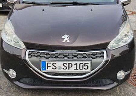 Peugeot 208 1.4 Allure 95 VTi Allure