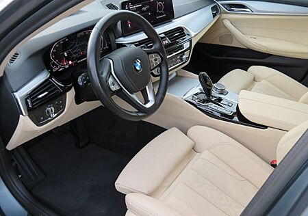 BMW 520d xDrive touring *1.HAND*360°KAMERA*HUD*ACC