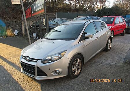 Ford Focus Lim. Champions Edition