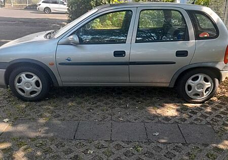 Opel Corsa 1.2 16V Swing Swing