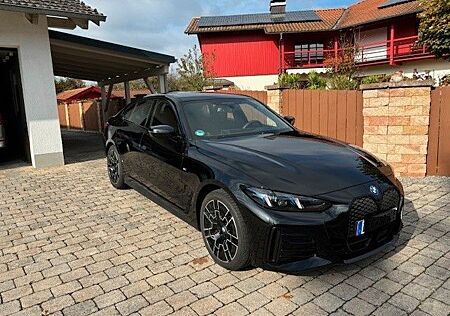 BMW i4 eDrive40 -M Sport Pro "Facelift"