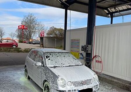 VW Polo Volkswagen 1.4 AUTO BASIS Basis