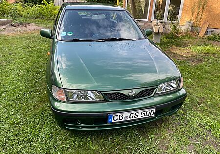 Nissan Almera 1.6 Ambiente Ambiente