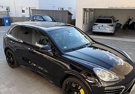 Porsche Cayenne Diesel - GTS Paket