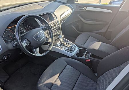 Audi Q5 2.0 TDI S tronic quattro -