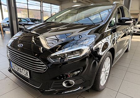 Ford S-Max Titanium, Automatik, Bluetooth, SHZ