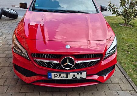 Mercedes-Benz CLA 250 Shooting Brake CLA 250 AMG Line Shoo...
