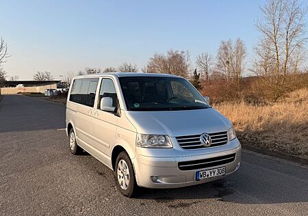VW T5 Multivan Volkswagen Multivan T5 | 2.5 TDI | AHK |