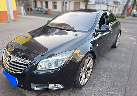 Opel Insignia 2.0 Turbo Design Edition Automatik Navi