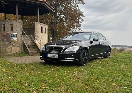 Mercedes-Benz S 350 BlueEFFICIENCY -