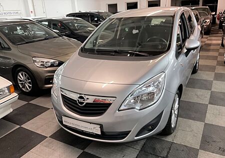 Opel Meriva B 1,4i 150 Jahre ,NaviTT,Tüv.11-26