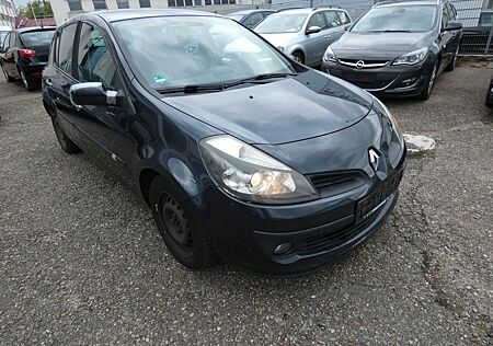 Renault Clio III Exception