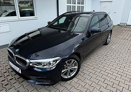 BMW 525d Tour. Sport PANO Massage ACC Exklusivleder