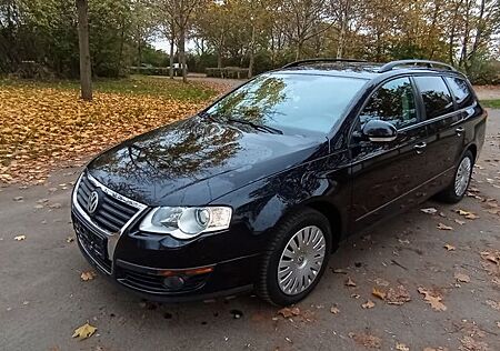 VW Passat Volkswagen 2.0 TDI DPF DSG 125kW Trendline Trendline