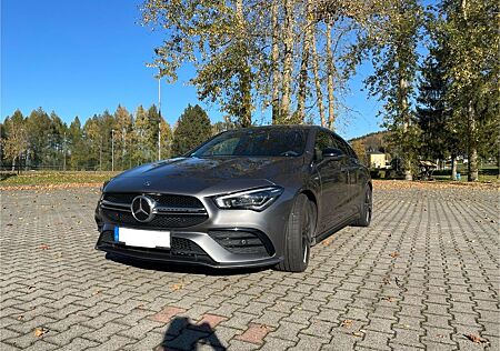 Mercedes-Benz CLA 45 AMG Shooting Brake Mercedes CLA35AMG SB 4MATIC -AHK PANO MULTIBEAM