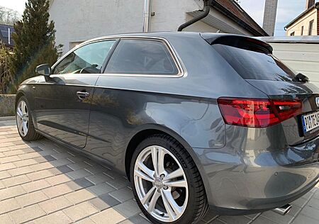 Audi A3 1.6 TDI (DPF) S tronic S line S line