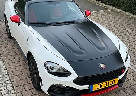 Abarth 124 Spider 1.4 MultiAir Turbo - Rarität