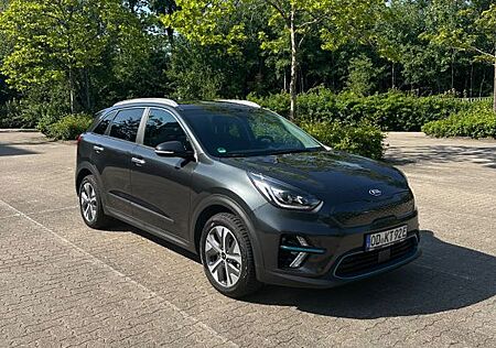 Kia Niro e- Spirit ACC Leder Kamera Sdach 100%Akku