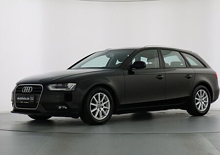 Audi A4 AVANT ULTRA 2.0TDI 2.HAND+SCHECKHEFTGEPFLEGT