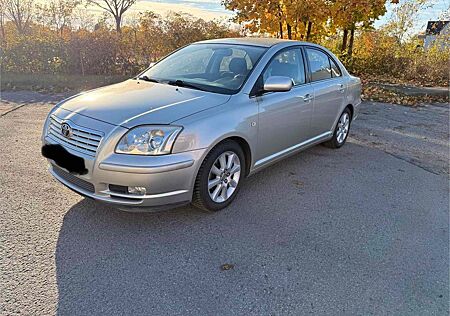 Toyota Avensis 1.8 / TÜV / Alu / Guter Zustand !