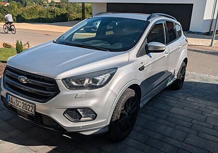 Ford Kuga 2,0 TDCi 4x4 110kW ST-Line ST-Line