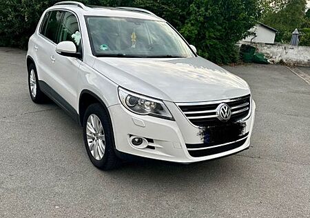 VW Tiguan Volkswagen 2.0 TDI Automatik 4MOTION Sport & Sty...