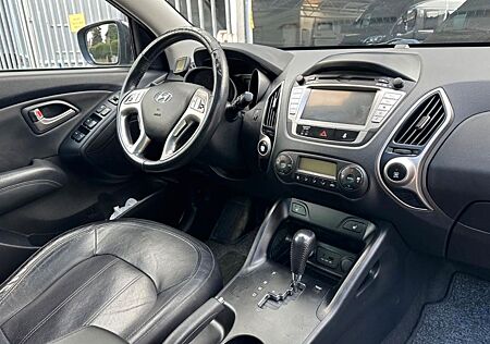 Hyundai ix35 *PANO*LEDER*AUTOMATIK*SCHWARZ