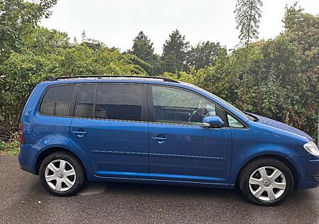VW Touran Volkswagen 1.4 TSI 103kW -