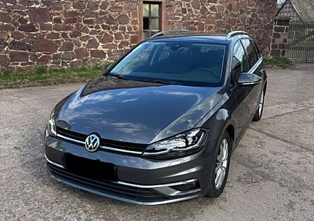 VW Golf Volkswagen 1.4 TSI 92kW DSG Variant Highline *LED*
