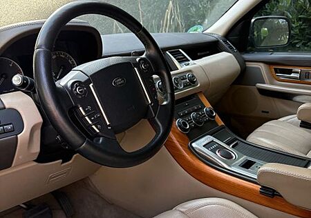 Land Rover Range Rover Sport 3.0 SDV6 Red Edition Red E...