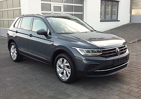 VW Tiguan Volkswagen 2.0 TDI SCR DSG 4MOTION Life