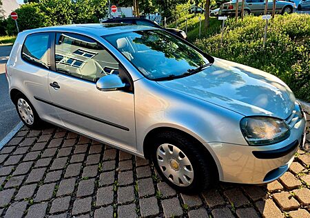 VW Golf Volkswagen V Lim. Trendline KLIMA 1HAND GARANTIE