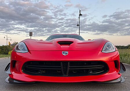 Dodge Wild. Schön. Nichts für jeden. 649 PS / 814 Nm