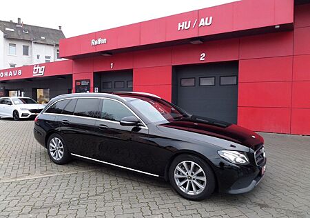 Mercedes-Benz E 220 E 220d T-Modell TAXIAUSSTATTUNG