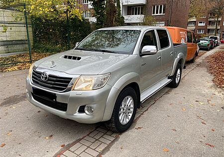 Toyota Hilux 3.0 diesel Autm. 4x4 Klima Navi Cam ZGY