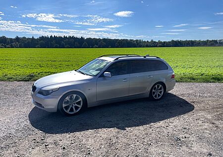 BMW 545i E61 A TÜV neu ATM AHK 8fach viel Neu