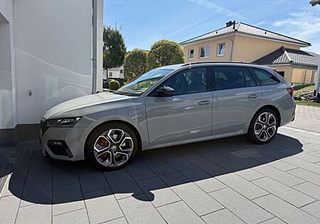 Skoda Octavia 1.4 TSI iV DSG RS PLUS COMBI RS PLUS