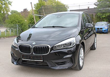 BMW 2er 218dA Gran Tourer Advantage-Navi-LED-AHK-1.Hd